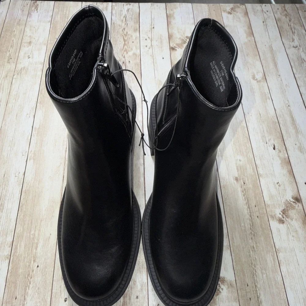 Madden Girl Women's‎ 11 M G-Easy Black Side Zip Ankle Boot Chunky Heels Casual
